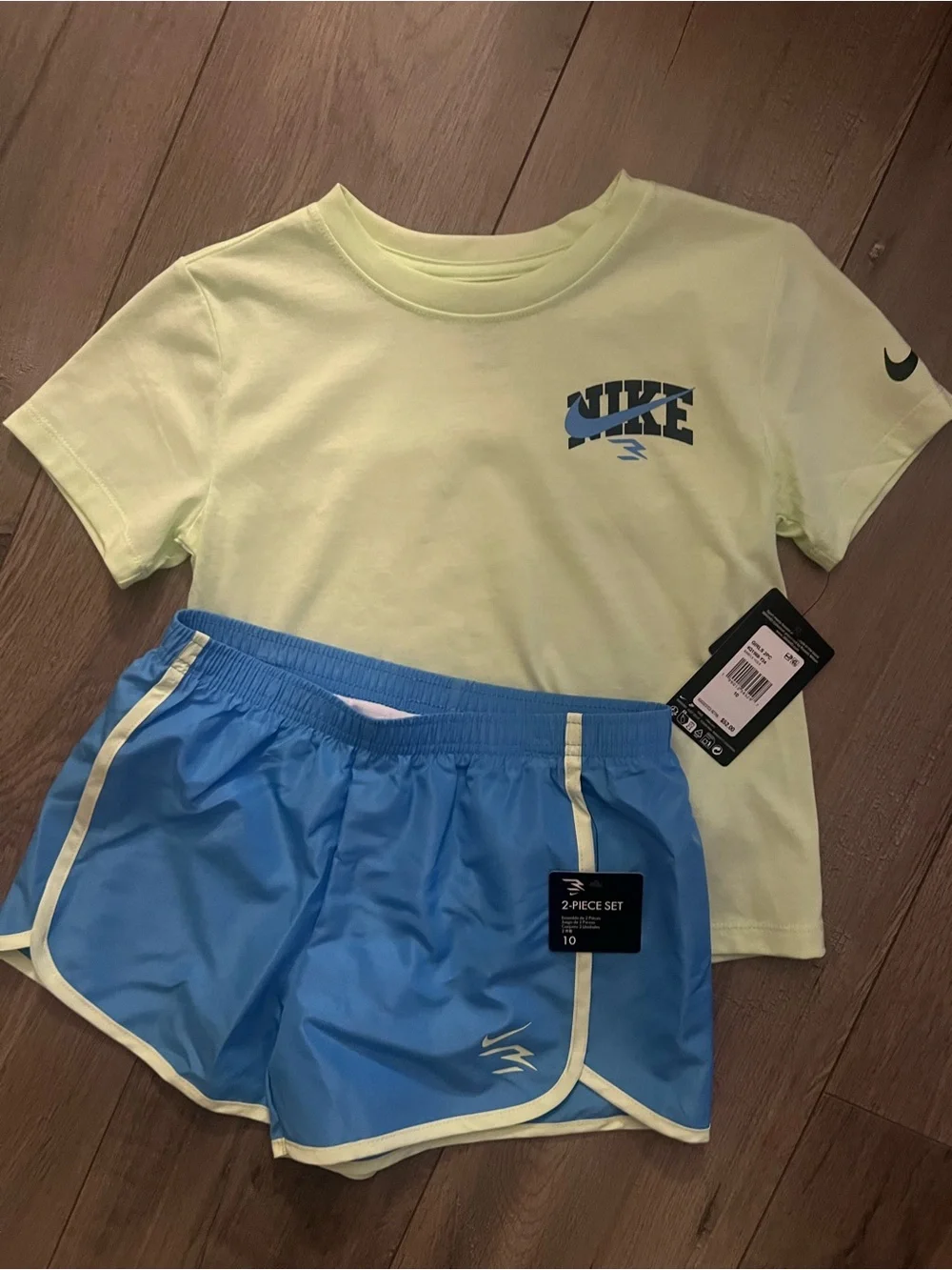 Nike Two-Piece Active Set - Lime Green & Sky Blue